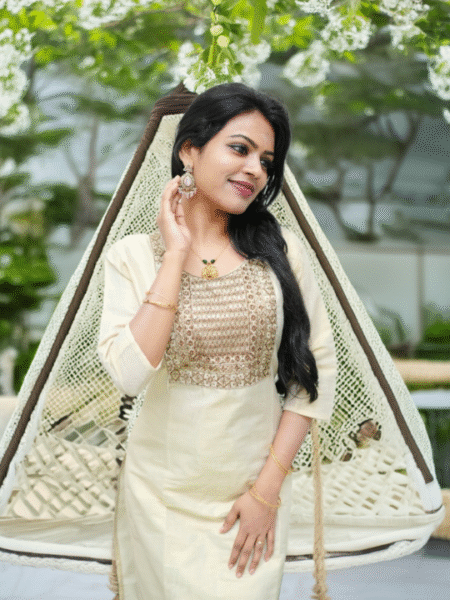 Tissue Kurtha With Hand Work – OMKT5003