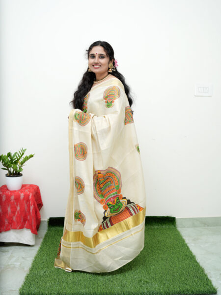 Elegant Kerala Handloom Saree with Kathakali Motif - OMSA1003